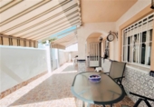 Chalet independiente con terreno en venta en la España, Torrevieja, ref: TR415222 foto