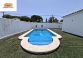 Chalet independiente con terreno en venta en la España, Chiclana de la Frontera, ref: TR415227 foto