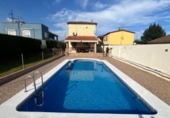Chalet independiente con terreno en venta en la España, Castellón de la Plana, ref: TR415238 foto