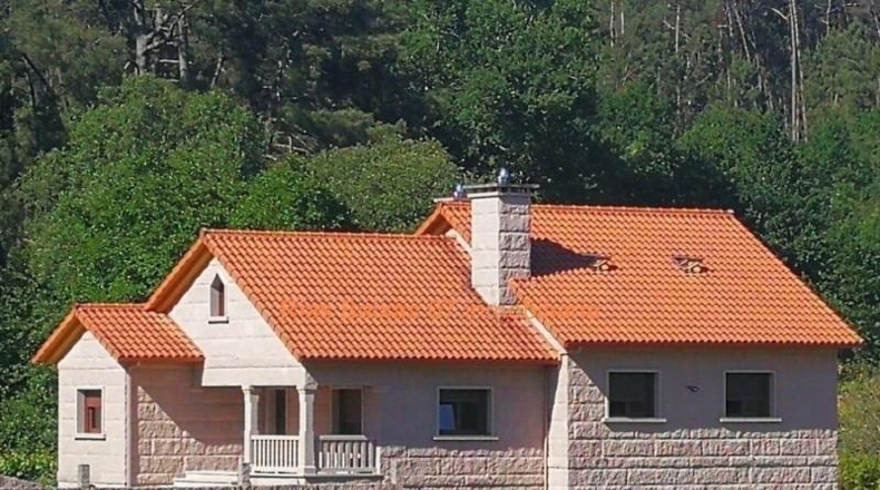 Понтеведра - Puenteareas - 1250m2