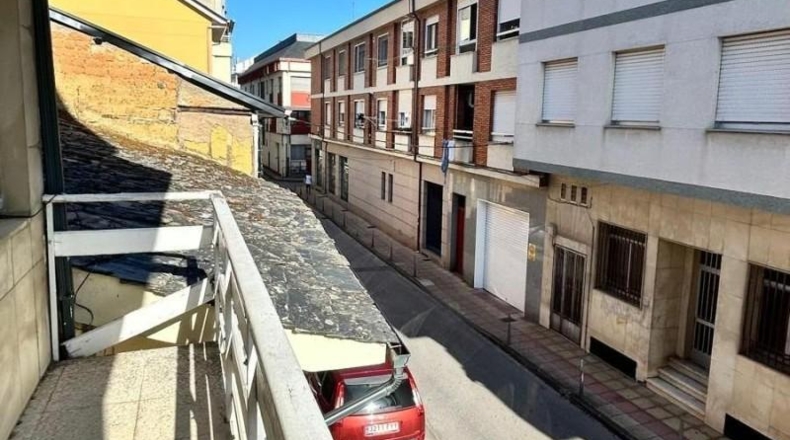 León - Cacabelos - 890m2