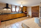 Chalet independiente con terreno en venta en la España, Santa María de Cayón, ref: TR394975 foto