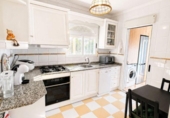 Chalet independiente con terreno en venta en la España, Torrevieja, ref: TR415254 foto