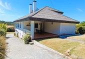 Chalet independiente con terreno en venta en la España, A Cruz de Oleiros, ref: TR415263 foto