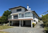 Chalet independiente con terreno en venta en la España, A Cruz de Oleiros, ref: TR415263 foto
