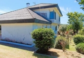 Chalet independiente con terreno en venta en la España, A Cruz de Oleiros, ref: TR415263 foto