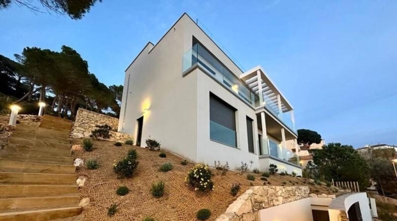 Girona - Lloret de Mar - 964m2