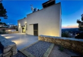 Chalet independiente con terreno en venta en la España, Lloret de Mar, ref: TR379747 foto