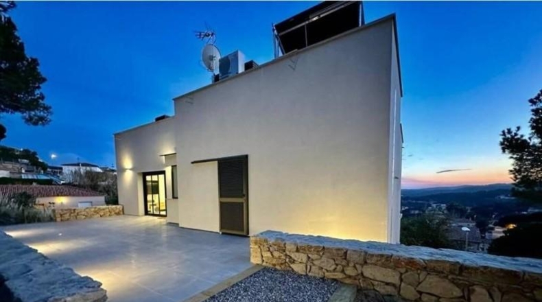 Girona - Lloret de Mar - 964m2