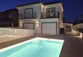 Chalet independiente con terreno en venta en la España, San Bartolomé de Tirajana, ref: TR340949 foto