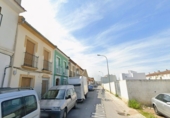 Chalet independiente con terreno en venta en Puente Genil ref: TR415265 foto