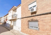 Chalet independiente con terreno en venta en Herencia ref: TR415272 foto