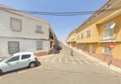Chalet adosado con terreno en venta en Almendralejo ref: TR415280 foto