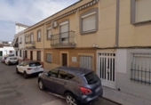 Chalet adosado con terreno en venta en Almendralejo ref: TR415280 foto