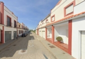 Chalet independiente con terreno en venta en Fregenal de la Sierra ref: TR415282 foto