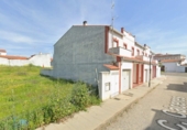 Chalet independiente con terreno en venta en Fregenal de la Sierra ref: TR415282 foto