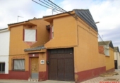 Chalet independiente con terreno en venta en Quintanar del Rey ref: TR415288 foto