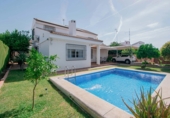Chalet independiente con terreno en venta en Gines ref: TR415307 foto