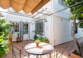 Chalet independiente con terreno en venta en Gines ref: TR415307 foto