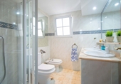 Chalet independiente con terreno en venta en Gines ref: TR415307 foto