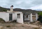 Masía con terreno en venta en Caudete ref: TR415308 foto