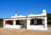 Casa de campo con terreno en venta en Estepona ref: TR232312 foto