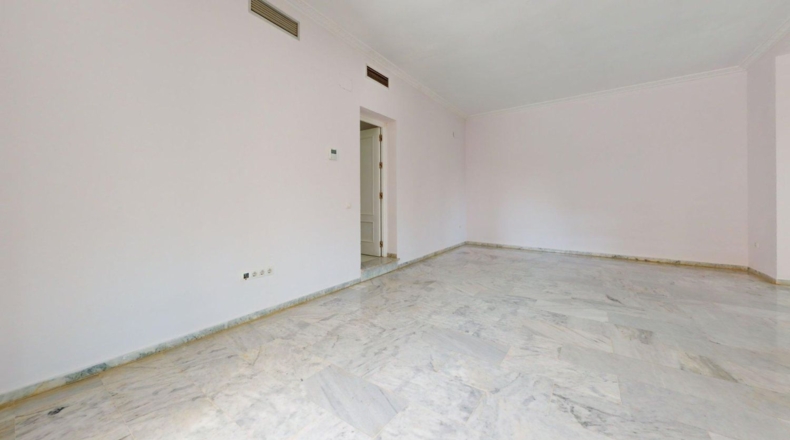 Sevilla - Майрена-дель-Аляхарфе - 1000m2