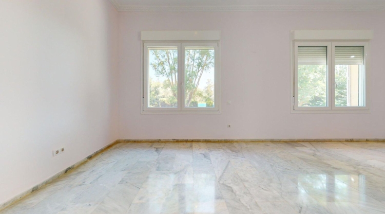 Sevilla - Майрена-дель-Аляхарфе - 1000m2