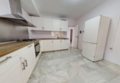 Chalet independiente con terreno en alquiler en Mairena del Aljarafe ref: TR393927 foto