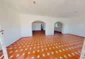 Chalet independiente con terreno en alquiler en Mairena del Aljarafe ref: TR393927 foto
