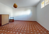 Chalet independiente con terreno en alquiler en Mairena del Aljarafe ref: TR393927 foto