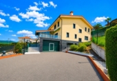 Casa de campo con terreno en venta en Grado ref: TR405352 foto