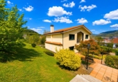 Casa de campo con terreno en venta en Grado ref: TR405352 foto