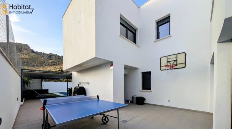 Гранада - Loja - 350m2