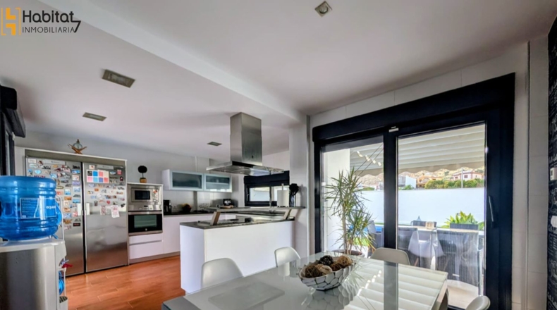Гранада - Loja - 350m2