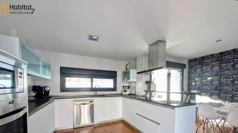 Гранада - Loja - 350m2