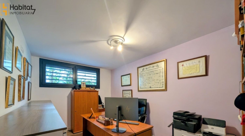 Гранада - Loja - 350m2