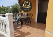 Chalet independiente con terreno en venta en Jaén ref: TR415368 foto