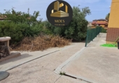 Chalet independiente con terreno en venta en Jaén ref: TR415368 foto