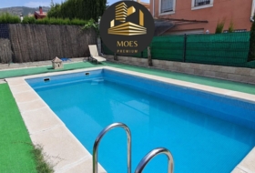 Jaén 835&nbsp;m²