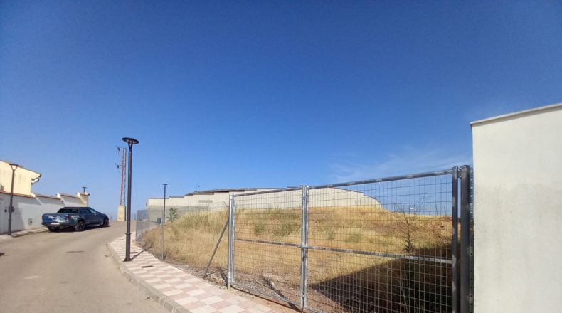 Jaén - La Carolina - 620m2