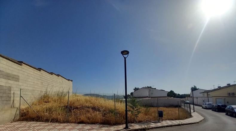 Jaén - La Carolina - 620m2