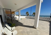 Chalet independiente con terreno en alquiler en la España, Miramar, ref: TR398896 foto