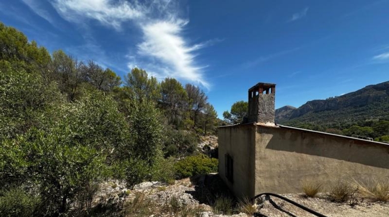 Alicante - la Vall de Gallinera - 9834m2