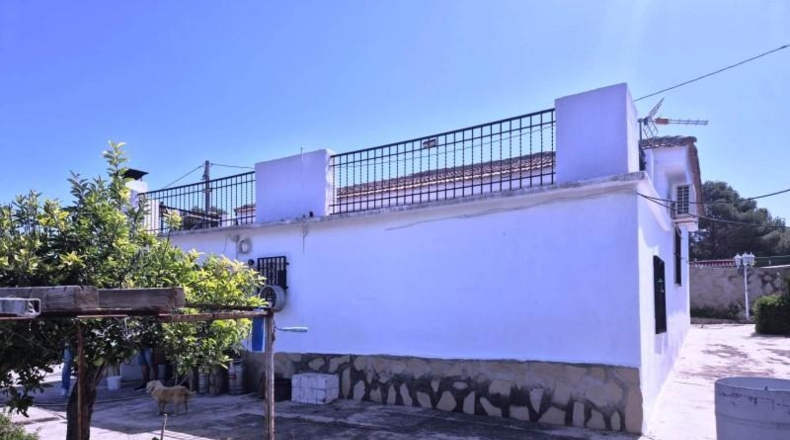 Valencia - Llíria - 904m2