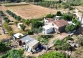 Chalet independiente con terreno en venta en la España, Villamarchante, ref: TR415428 foto