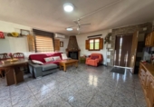 Chalet independiente con terreno en venta en la España, Villamarchante, ref: TR415428 foto