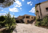 Chalet independiente con terreno en venta en la España, Íllora, ref: TR415442 foto