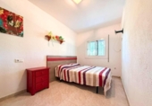Chalet independiente con terreno en venta en la España, Alcanar, ref: TR415448 foto