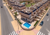 Casa de pueblo en venta en la España, Orihuela, ref: TR415449 foto